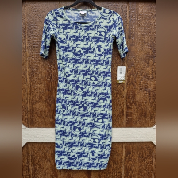 LuLaRoe x Disney Julia Nightmare Before Christmas Shirt Dress XXS - Picture 1 of 5